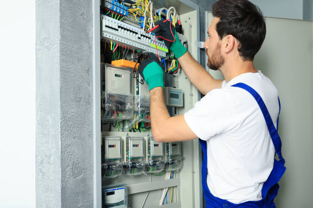 Best Electrical Contractors for Businesses  in Mountainair, NM